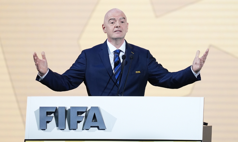 亿万28官网：马圭尔补时绝杀 送曼联进足总杯16强赛.